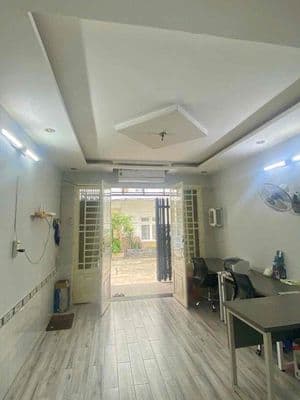Cho thuê nhà lê văn lương - phước kiển - 2pn - 2 tolet