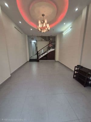 4x20m 1 lầu 3pn 4wc full nội thất hxt lê trọng tấn
