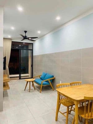 Căn hộ 1 phòng ngủ, có thang máy, đường 11m5 rộng rãi, thoáng đẹp.