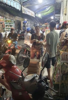 Mặt bằng chợ