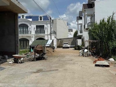 Nền thổ cư lộ 7m nằm giáp KDC Đại Ngân - Cách đại học Y Dược 700m
