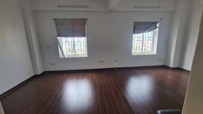 Cho thuê CHCC khu ĐTM Định Công. Diện tích 80m2. 2PN, 2WC, nhà đẹp