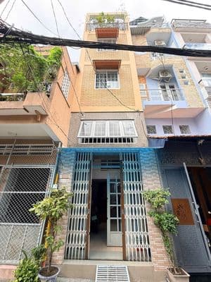 Bán nhà tại Lý Chính Thắng,nở hậu nhẹ, 31m2, nhiều tiện ích xung quanh