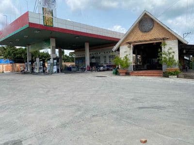 Bán đất 2 mặt tiền quốc lộ 1a đang kinh doanh xăng dầu