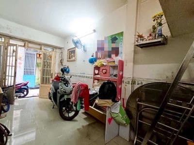 2.tầng - nhỉnh 2tỉ - vài bước qua tân phú