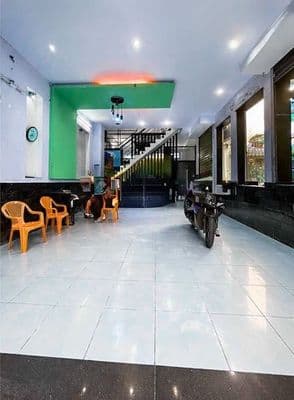 Lý Phục Man Q7, bán nhà hẻm xe hơi 8m, nhà 3 tầng 6pn, 8x15m, 120m2