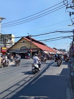 Cần bán đất gấp ngay chợ thủ đức. giá 3 tỷ 850. dt . 45m2