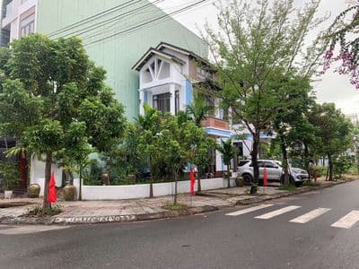 Nhà sânvườn 2 mặttiền hòaxuân