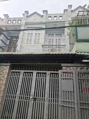 Nhà thuê 4*14 Lầu suốt có 3 pn. Đường vĩnh lộc B bình chánh tphcm