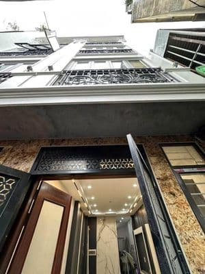 Nhà đẹp 5 tầng full nội thất, Ngõ Quỳnh, Hai Bà Trưng, 13 Tỷ