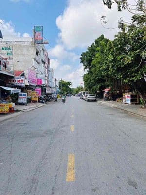 Chủ gửi cho thuê nhà trệt lầu mới ngang 8m đường ngô sĩ liên
