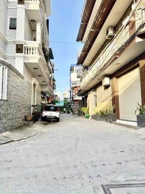 Bán nhà đẹp 4 tầng đường 26/3- nội thất cao cấp- cạnh celadon tân phú