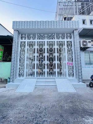 C.g - cho thuê nhà trệt lửng mới đầu hẻm 583 đường 30/4
