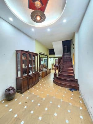 Cho thuê nhà 42m² 4 tầng 3PN Đào Tấn, Ba Đình, 13tr/tháng