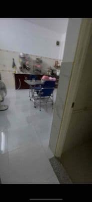 cho thuê nhà nguyên căn 4pn hẽm thông lớn