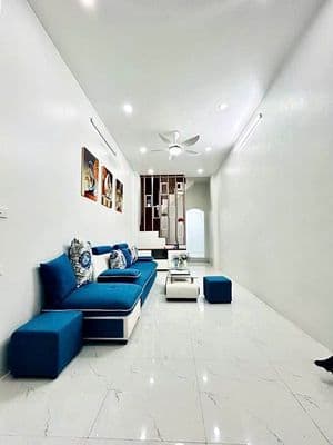 Bán nhà dân xây Văn Chương, Đống Đa, 37m2, 4 tầng, gần ô tô