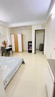 Căn hộ dịch vụ riêng tư, máy giặt riêng, 4.7tr/tháng, Cầu Giấy