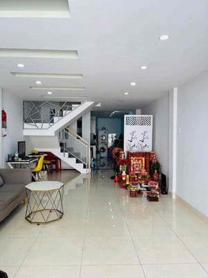 12tr-4.1x15m-1lầu-2pn-hxh-đường hồng lạc-âu cơ, tân bình