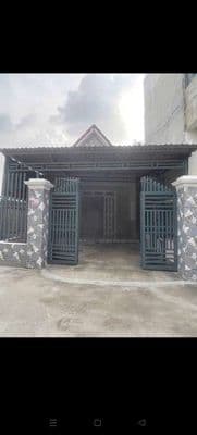 cần bán căn nhà mái thái thoáng mát rộng rãi