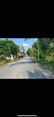 Đất mặt tiền kênh Bà Kiểng 400m2 sẵn nhà