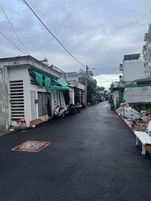 Đất đẹp - 100m2 - đường xe hơi tráng nhựa rộng 4m5