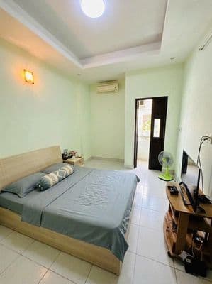 Gò Vấp - Thống Nhất - DT 41m2 - Nhỉnh 5 tỷ - 3 Tầng BTCT - Hẻm 4m