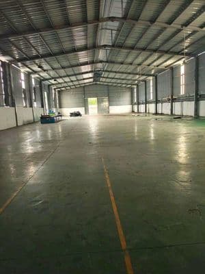 Cho thuê xưởng 2500m2.Đầy đủ giấy tờ.Giá 170 triẹuBến cát bình duonggw