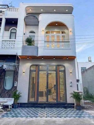 Chủ nhà định cư Mỹ, cần bán nhanh căn nhà lầu ngay Đồng Khởi