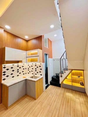 Nhà mới đẹp, hẻm ba gác giá 2 tỷ 850 triệu