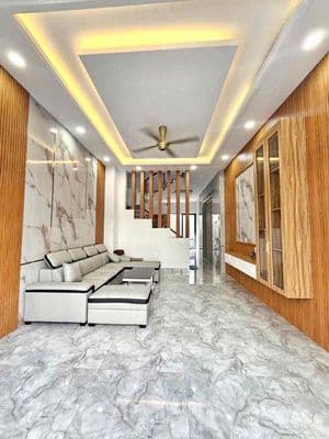 nhà 2 lầu 1 trệt Bình Chuẩn,Thuận An,nội thất cơ bản