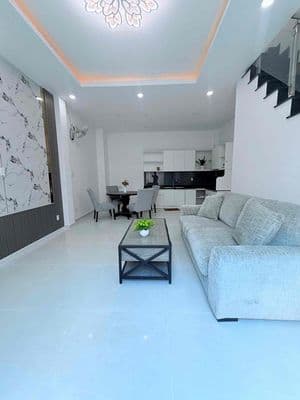 Chủ Gấp Bán Nhà 3 Tầng ViP Tây Thạnh, Thông Trường Chinh, Ngang 5m