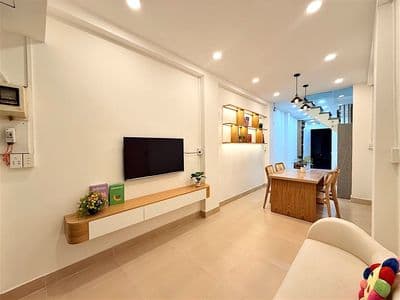 3 tháng 2-q10-2 mặt hẻm xe hơi-full nội thất- 31m²-2tầng btct-chỉ5t9
