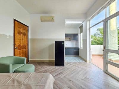Studio ban công tách bếp 55m2 đường số 22 Quận 7