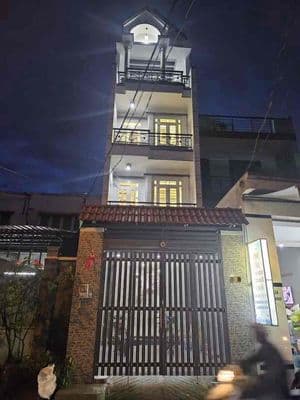 Nhà cho thuê 4x19m KC 4tấm Giá 18trieu/th nhà mới liên khu 16-18 t