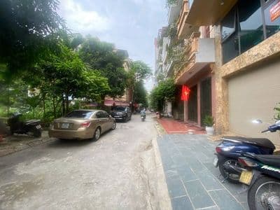 Sàn Vp 100m Khu Đền Lừ, có hầm xe máy, chỗ để Ô Tô, an ninh tốt
