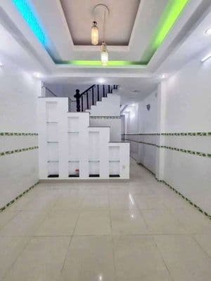 Nhà hẻm 1979 8 triệu 56m2, 2pn,2wc