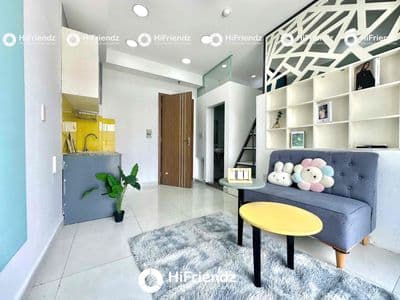 Duplex 2 chỗ ngủ - có bancol ,thang máy gần đh công thương