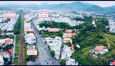 Nhà nở hậu DT 100m2 , hẻm ôtô giữa TTTP Nha Trang