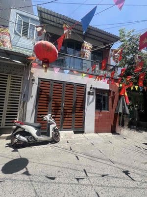 chính chủ gửi Bán nhà mới đẹp y hình sổ đẹp. ko huy hoạch