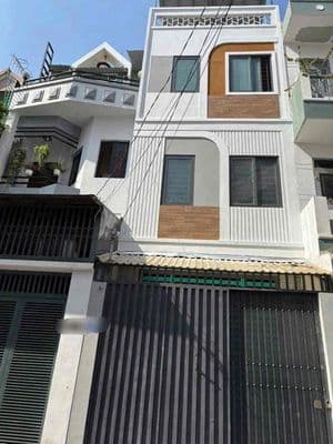 Cho thuê nhà HXH Nguyễn Kiệm P3 Gò Vấp 4m 10m 4pn 3wc gần BV 175