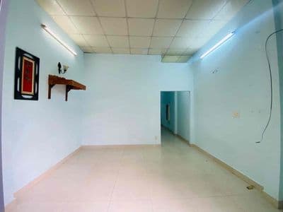 Lê Đức Thọ - 61M2 - Giá Nhỉnh 3 Tỷ( TL) - Sân Rộng