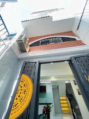Hxh, giảm còn nhỉnh 5 tỷ, 4pn