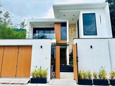 Cho thuê villa có hồ bơi đường Lương Hữu Khánh , 3PN , Full nội thất