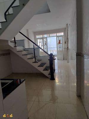 Nhà Thuê Mặt Tiền Gần Chợ Bà Điểm