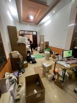 Cần nhượng tòa nhà làm chdv, kho bán hàng onl, văn phòng ngõ thông oto