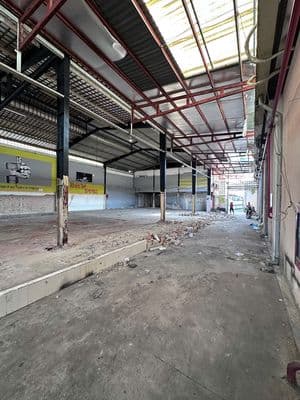 Cho thuê Mặt Bằng MẶT TIỀN THỤT Quang Trung, P10 Gò Vấp 600m²