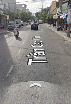 Bán đât kiệt Trần Cao Vân gần đường