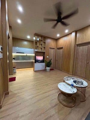 Bán nhà Trường Chinh gần đường có sân rộng dt 73m
