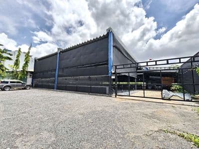 Cho thuê mặt bằng 2000m2 - lương định của - an khánh