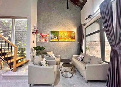 Cho thuê nhà 2 tầng 2 pn full nt đẹp gần đoàn khuê khu nam việt á 18tr